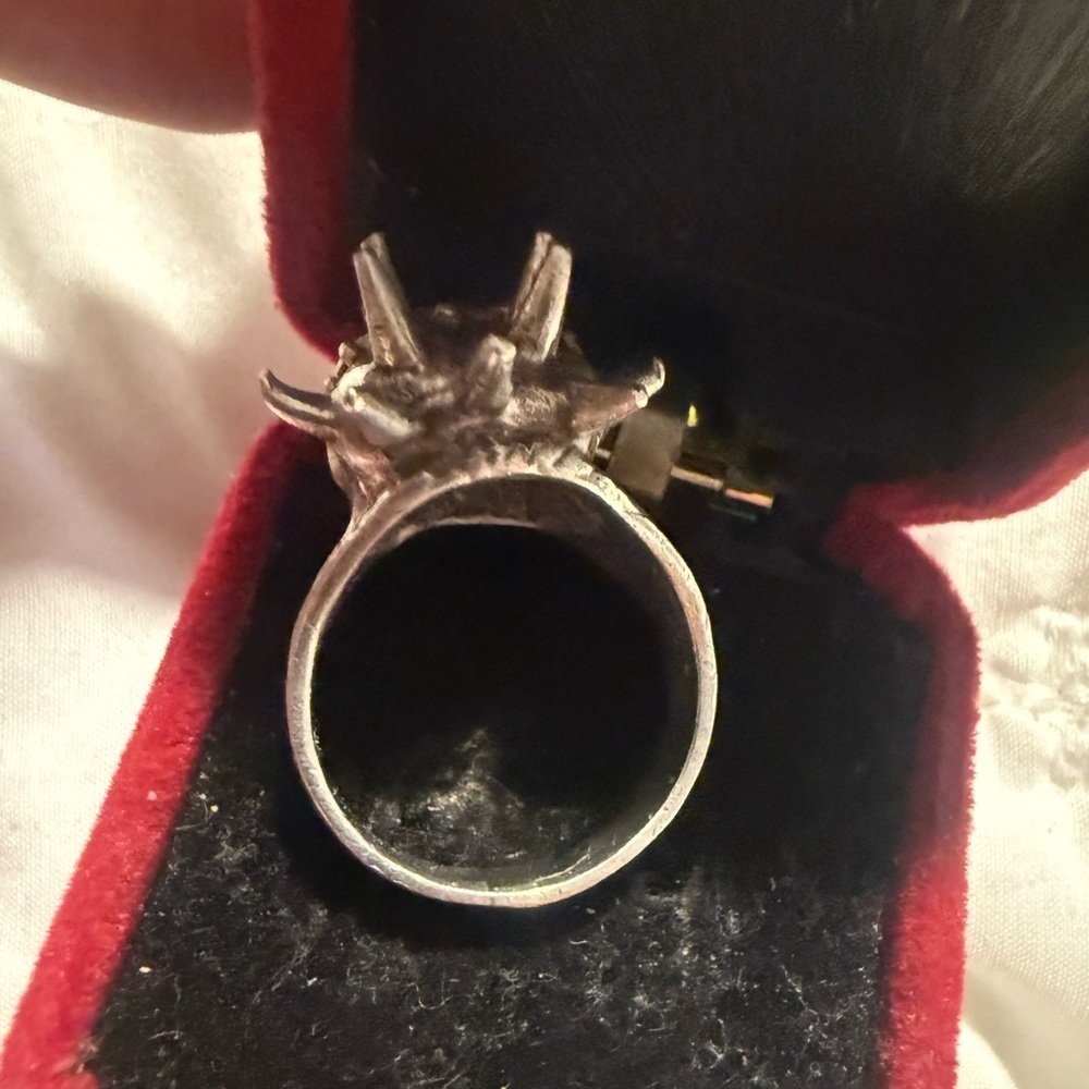 Vintage Outlaw Biker Motorcycle Spiked Skull Ring - Picture 4 of 7